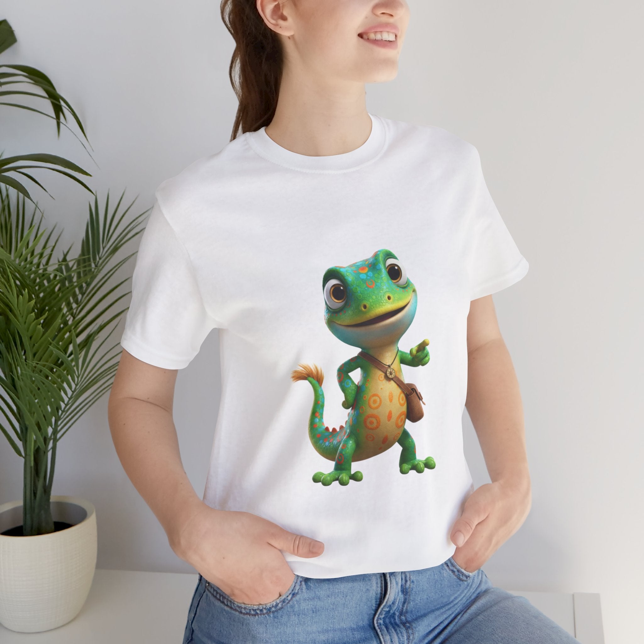 Cute Cartoon Gecko T‑Shirt — Friendly Green Lizard Graphic Tee